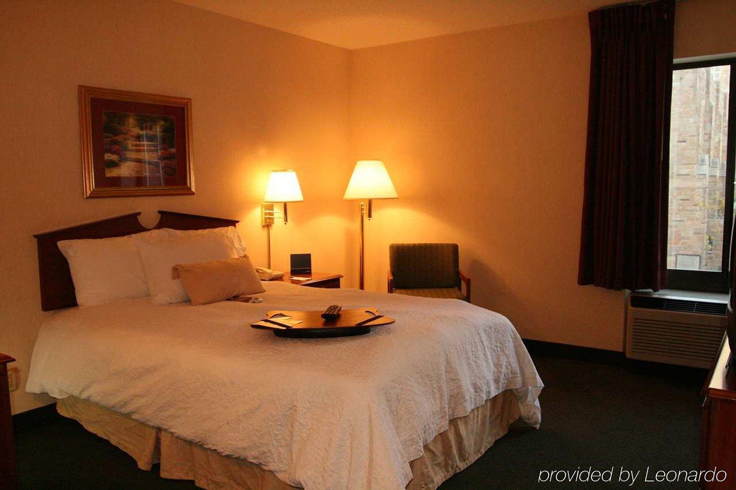 Hampton Inn Cleveland-Downtown Habitación foto