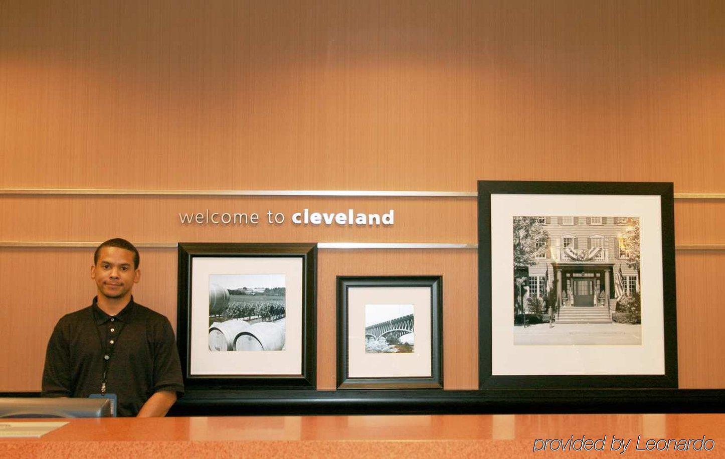 Hampton Inn Cleveland-Downtown Interior foto