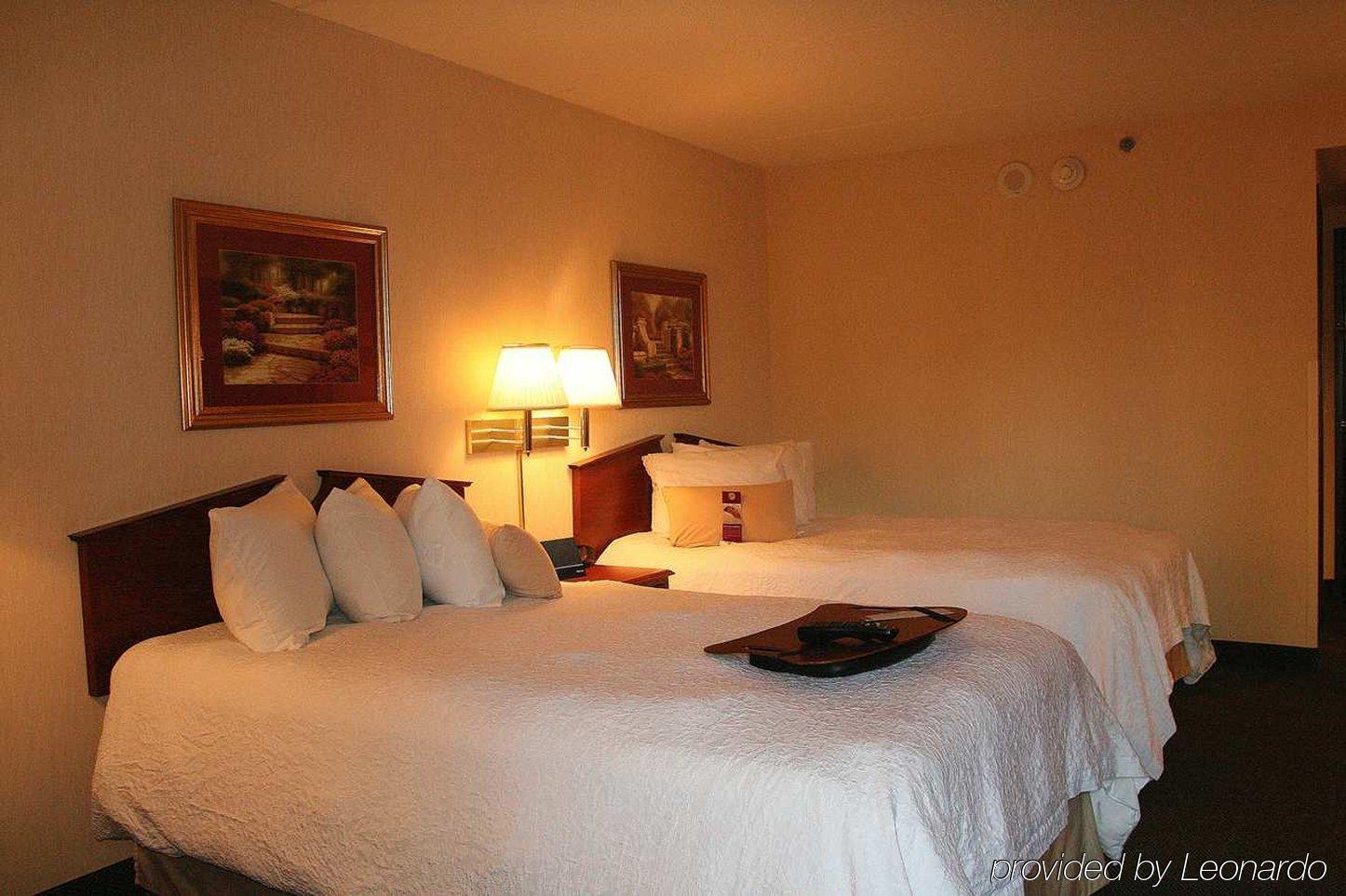 Hampton Inn Cleveland-Downtown Habitación foto