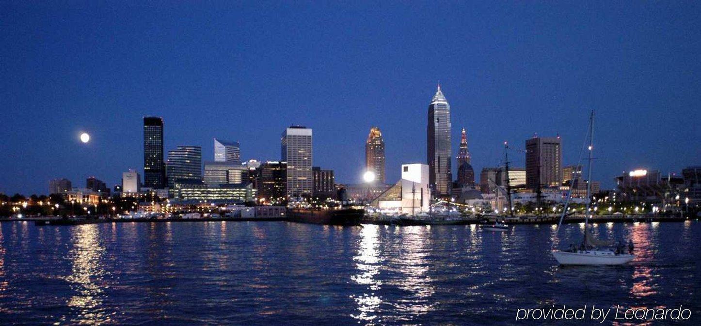 Hampton Inn Cleveland-Downtown Exterior foto