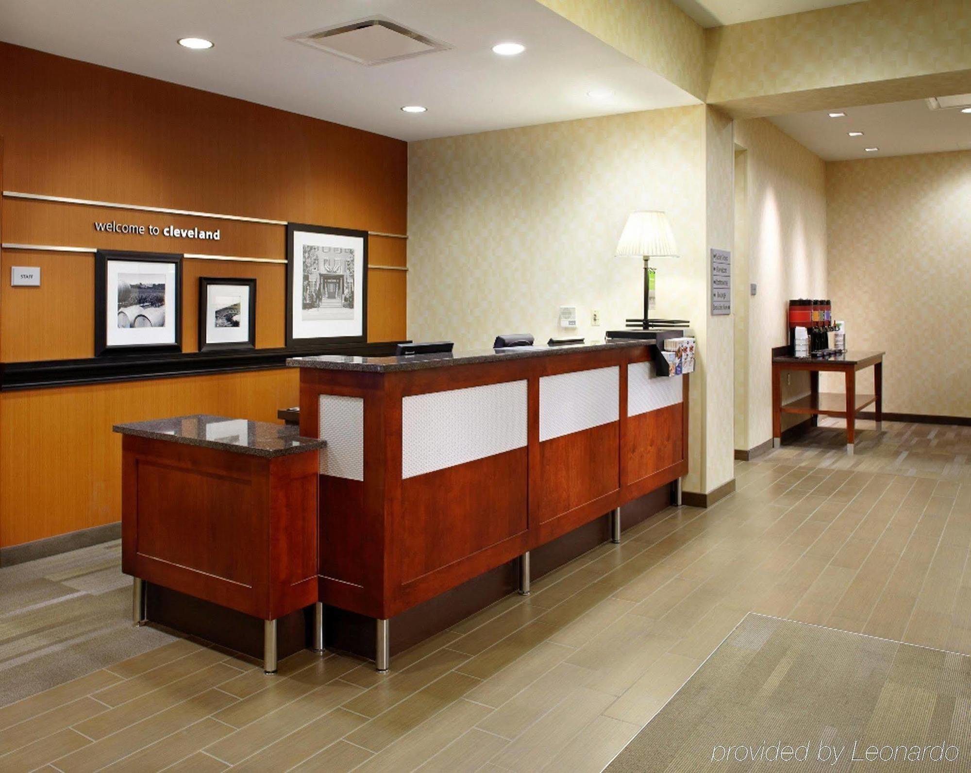 Hampton Inn Cleveland-Downtown Exterior foto